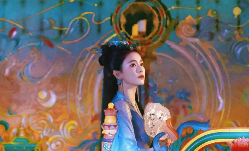 《藏海传》看到以帝王之仪下葬冬夏女王,才明白,香暗荼明明是质子,却可以开枕楼做生意,习武艺