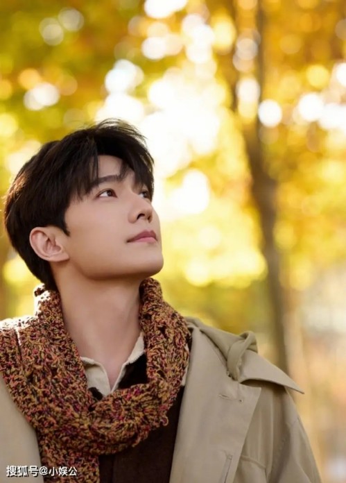 她4岁拍广告出道，出道32年演过30余部影视剧，如今怎样了？