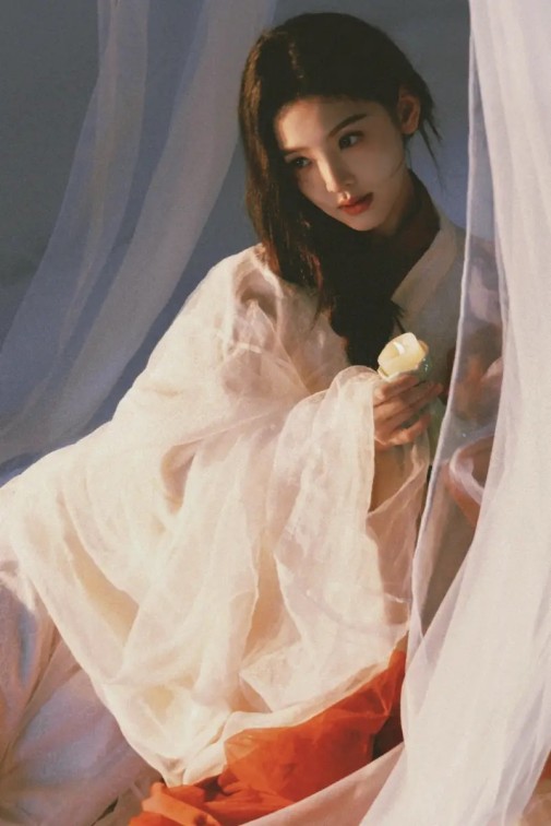 《荒村怪谈》今日11月28日18:00全国正式点映 邀您观影！